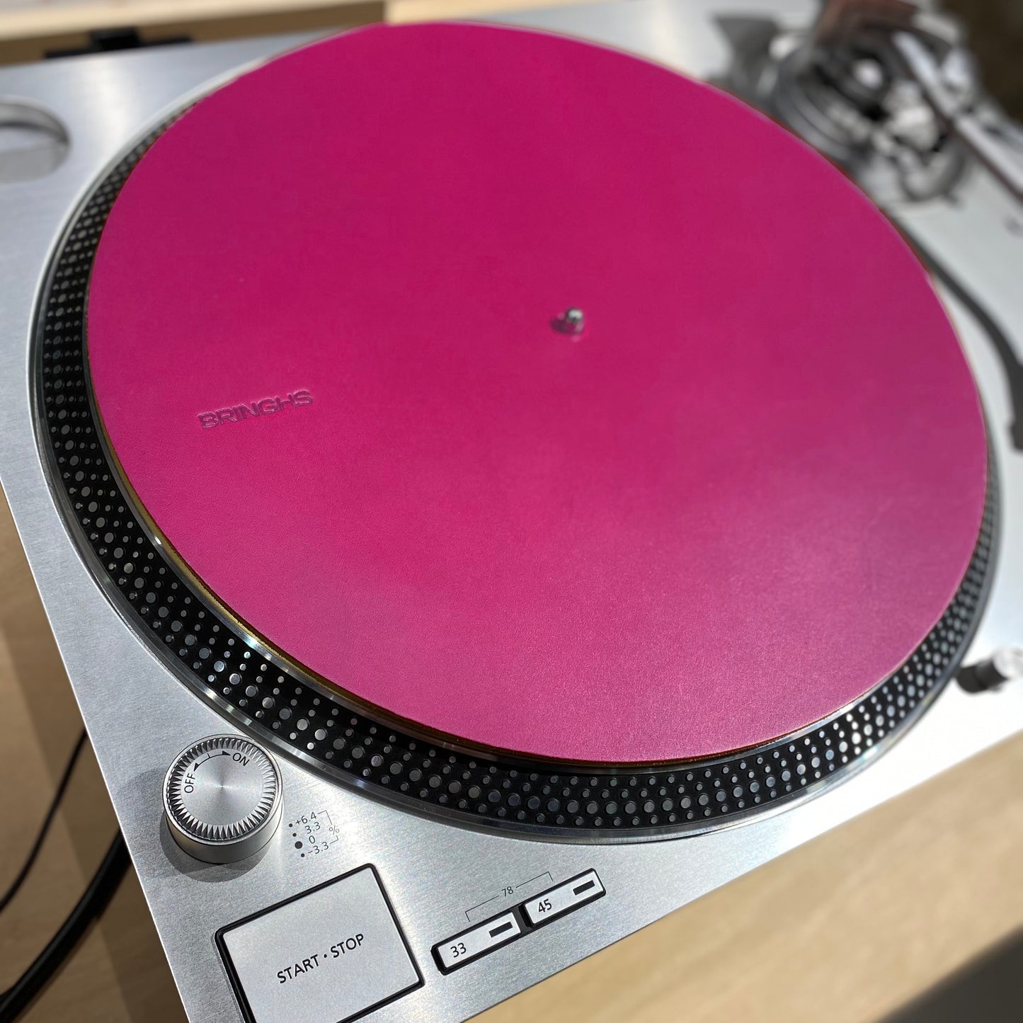 Le Couvre-plateau Fuchsia